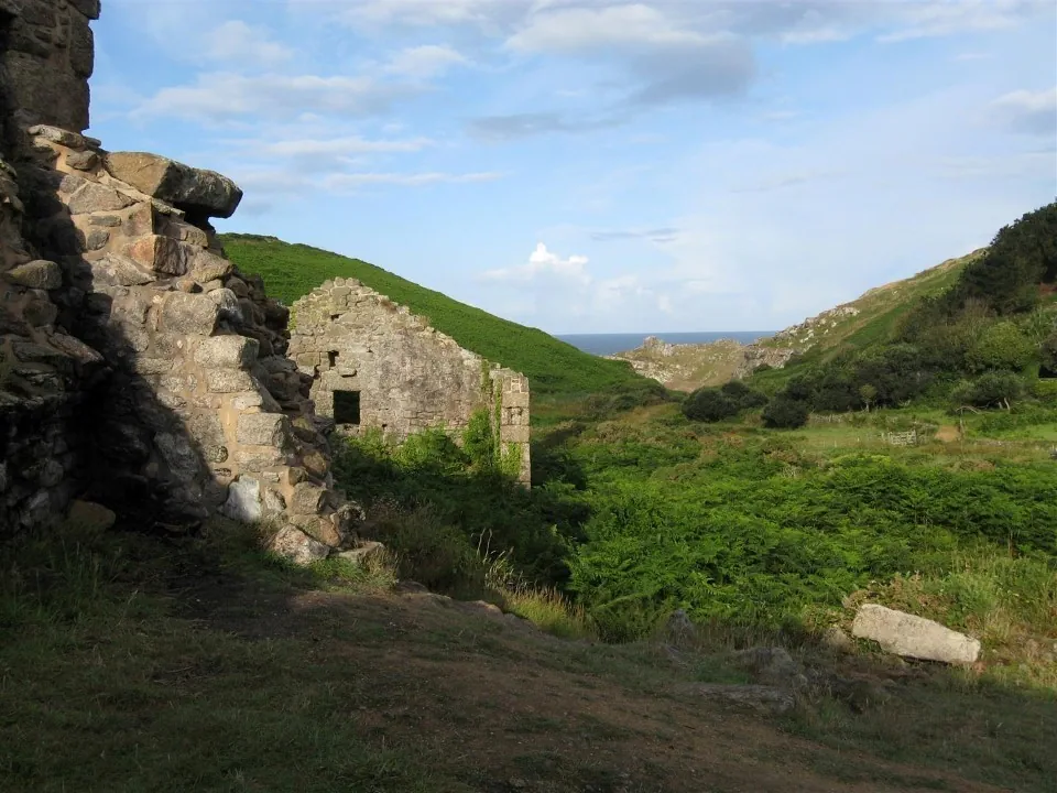 Day 5 kenidjack abandoned arsenic works   early morning